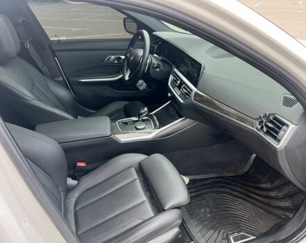 Білий БМВ 3 Серія, об'ємом двигуна 2 л та пробігом 112 тис. км за 29999 $, фото 16 на Automoto.ua