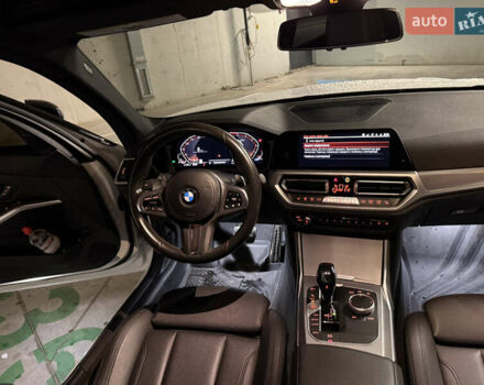 Білий БМВ 3 Серія, об'ємом двигуна 2 л та пробігом 68 тис. км за 29999 $, фото 24 на Automoto.ua