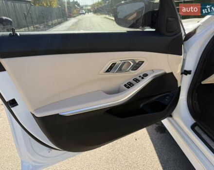Білий БМВ 3 Серія, об'ємом двигуна 2 л та пробігом 89 тис. км за 30500 $, фото 14 на Automoto.ua