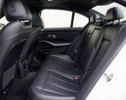 Білий БМВ 3 Серія, об'ємом двигуна 3 л та пробігом 66 тис. км за 15000 $, фото 11 на Automoto.ua