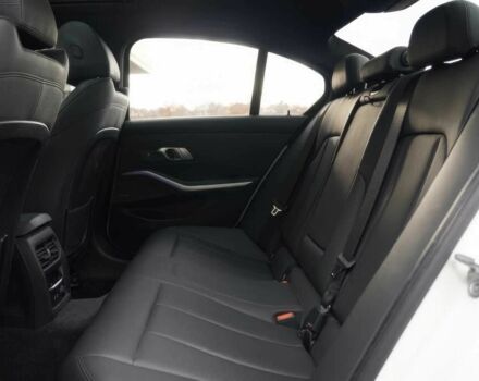 Білий БМВ 3 Серія, об'ємом двигуна 3.6 л та пробігом 47 тис. км за 25000 $, фото 15 на Automoto.ua