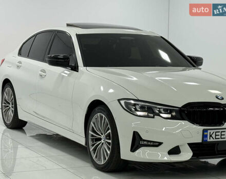 Білий БМВ 3 Серія, об'ємом двигуна 2 л та пробігом 36 тис. км за 35500 $, фото 6 на Automoto.ua