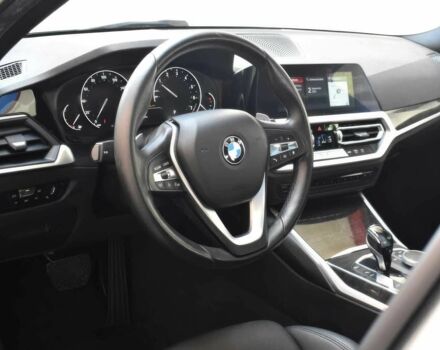 Білий БМВ 3 Серія, об'ємом двигуна 2 л та пробігом 36 тис. км за 16500 $, фото 7 на Automoto.ua
