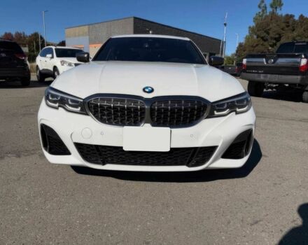 Білий БМВ 3 Серія, об'ємом двигуна 3 л та пробігом 37 тис. км за 15400 $, фото 1 на Automoto.ua