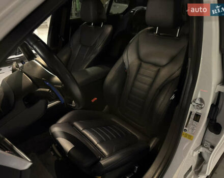 Белый БМВ 3 Серия, объемом двигателя 3 л и пробегом 59 тыс. км за 45900 $, фото 12 на Automoto.ua