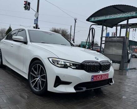 Белый БМВ 3 Серия, объемом двигателя 2 л и пробегом 60 тыс. км за 31000 $, фото 1 на Automoto.ua
