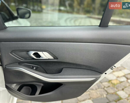 Белый БМВ 3 Серия, объемом двигателя 2 л и пробегом 116 тыс. км за 27500 $, фото 39 на Automoto.ua