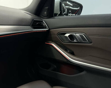 Білий БМВ 3 Серія, об'ємом двигуна 2 л та пробігом 29 тис. км за 35500 $, фото 26 на Automoto.ua