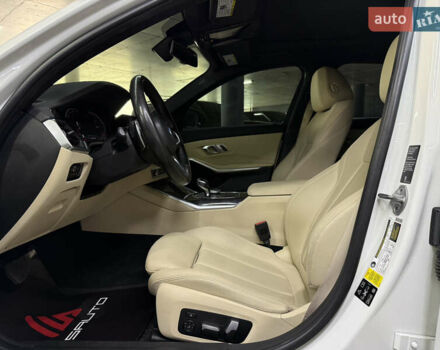 Белый БМВ 3 Серия, объемом двигателя 2 л и пробегом 69 тыс. км за 26900 $, фото 20 на Automoto.ua