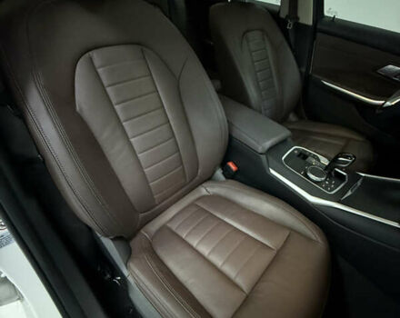 Білий БМВ 3 Серія, об'ємом двигуна 2 л та пробігом 36 тис. км за 35500 $, фото 21 на Automoto.ua