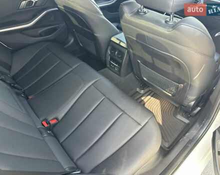 Белый БМВ 3 Серия, объемом двигателя 2 л и пробегом 64 тыс. км за 30500 $, фото 27 на Automoto.ua