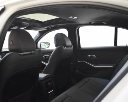 Білий БМВ 3 Серія, об'ємом двигуна 2 л та пробігом 36 тис. км за 16500 $, фото 10 на Automoto.ua