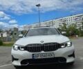 Белый БМВ 3 Серия, объемом двигателя 2 л и пробегом 64 тыс. км за 27800 $, фото 1 на Automoto.ua