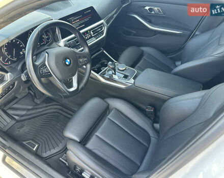 Белый БМВ 3 Серия, объемом двигателя 2 л и пробегом 64 тыс. км за 30500 $, фото 30 на Automoto.ua