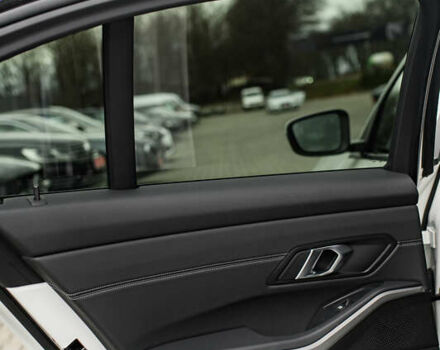 Белый БМВ 3 Серия, объемом двигателя 2 л и пробегом 163 тыс. км за 32500 $, фото 30 на Automoto.ua