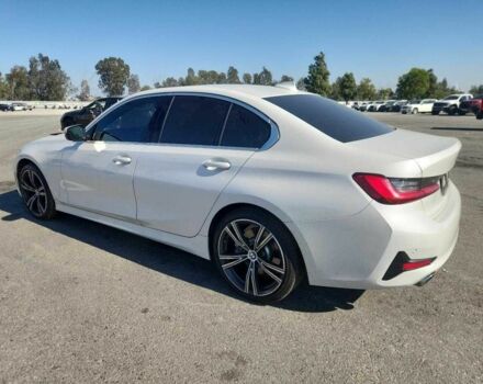 Белый БМВ 3 Серия, объемом двигателя 2 л и пробегом 77 тыс. км за 7300 $, фото 1 на Automoto.ua