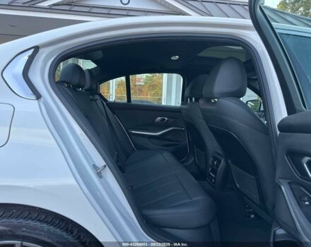 Белый БМВ 3 Серия, объемом двигателя 2 л и пробегом 27 тыс. км за 9200 $, фото 6 на Automoto.ua