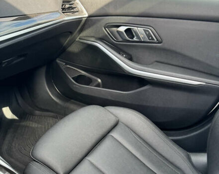 Белый БМВ 3 Серия, объемом двигателя 2 л и пробегом 112 тыс. км за 24000 $, фото 14 на Automoto.ua