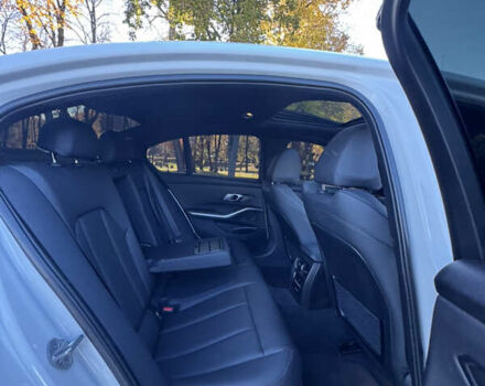 БМВ 3 Серія 2021 у Києві на Automoto.ua Білий БМВ 3 Серія, об'ємом двигуна 0 л та пробігом 23 тис. км за 28888 $, фото 27 на Automoto.ua