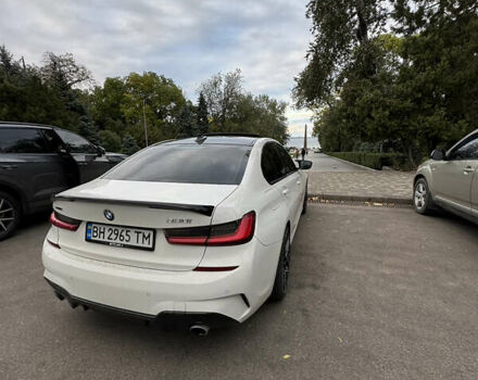 Белый БМВ 3 Серия, объемом двигателя 2 л и пробегом 47 тыс. км за 27900 $, фото 1 на Automoto.ua
