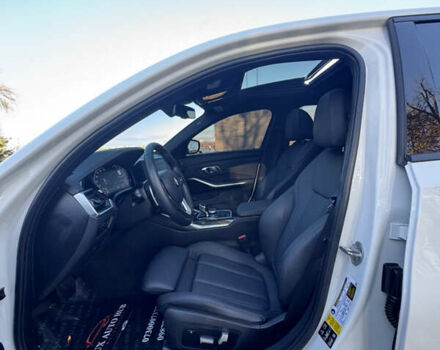 БМВ 3 Серія 2021 у Києві на Automoto.ua Білий БМВ 3 Серія, об'ємом двигуна 0 л та пробігом 23 тис. км за 28888 $, фото 32 на Automoto.ua