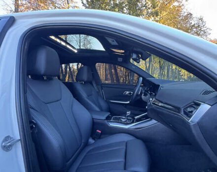 БМВ 3 Серія 2021 у Києві на Automoto.ua Білий БМВ 3 Серія, об'ємом двигуна 0 л та пробігом 23 тис. км за 28888 $, фото 29 на Automoto.ua