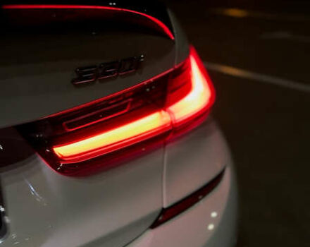 Белый БМВ 3 Серия, объемом двигателя 2 л и пробегом 47 тыс. км за 27900 $, фото 3 на Automoto.ua