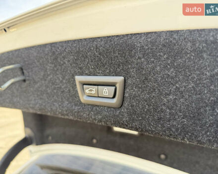 Белый БМВ 3 Серия, объемом двигателя 2 л и пробегом 114 тыс. км за 38000 $, фото 13 на Automoto.ua