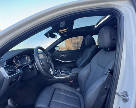 БМВ 3 Серія 2021 у Києві на Automoto.ua Білий БМВ 3 Серія, об'ємом двигуна 0 л та пробігом 23 тис. км за 28888 $, фото 10 на Automoto.ua