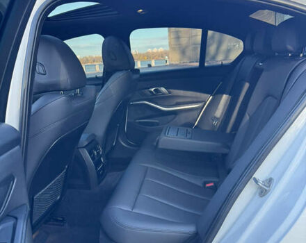 БМВ 3 Серія 2021 у Києві на Automoto.ua Білий БМВ 3 Серія, об'ємом двигуна 0 л та пробігом 23 тис. км за 28888 $, фото 34 на Automoto.ua