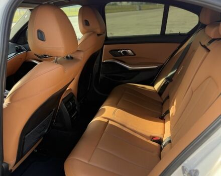 Белый БМВ 3 Серия, объемом двигателя 2 л и пробегом 114 тыс. км за 38000 $, фото 6 на Automoto.ua