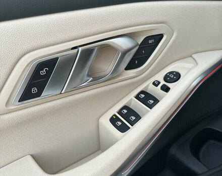 Білий БМВ 3 Серія, об'ємом двигуна 2 л та пробігом 54 тис. км за 32500 $, фото 12 на Automoto.ua