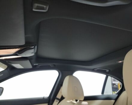 БМВ 3 Серія 2021 у Києві на Automoto.ua Білий БМВ 3 Серія, об'ємом двигуна 2 л та пробігом 5 тис. км за 24000 $, фото 12 на Automoto.ua