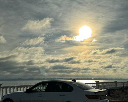 Белый БМВ 3 Серия, объемом двигателя 2 л и пробегом 47 тыс. км за 27900 $, фото 5 на Automoto.ua