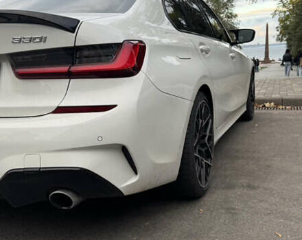 Белый БМВ 3 Серия, объемом двигателя 2 л и пробегом 47 тыс. км за 27900 $, фото 4 на Automoto.ua