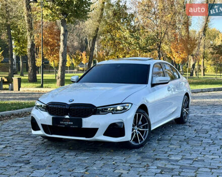 БМВ 3 Серія 2021 у Києві на Automoto.ua Білий БМВ 3 Серія, об'ємом двигуна 0 л та пробігом 23 тис. км за 28888 $, фото 9 на Automoto.ua