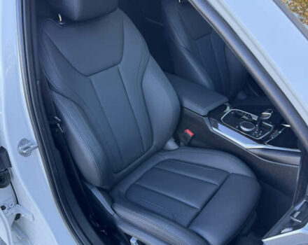 БМВ 3 Серія 2021 у Києві на Automoto.ua Білий БМВ 3 Серія, об'ємом двигуна 0 л та пробігом 23 тис. км за 28888 $, фото 28 на Automoto.ua