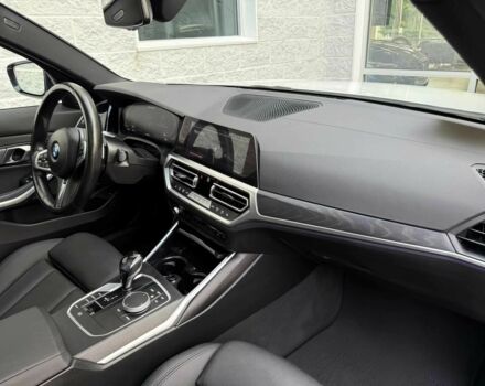 БМВ 3 Серия 2021 в Кривом Роге на Automoto.ua Белый БМВ 3 Серия, объемом двигателя 3 л и пробегом 28 тыс. км за 15400 $, фото 9 на Automoto.ua