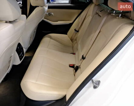 Белый БМВ 3 Серия, объемом двигателя 2 л и пробегом 69 тыс. км за 26900 $, фото 32 на Automoto.ua