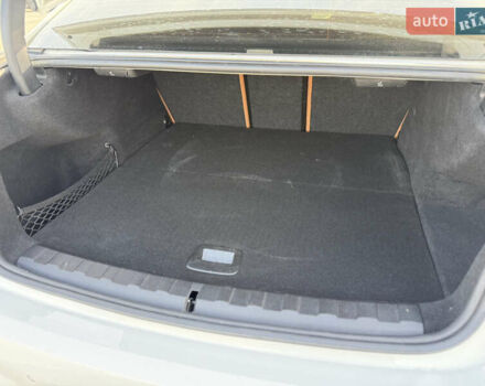 Белый БМВ 3 Серия, объемом двигателя 2 л и пробегом 114 тыс. км за 38000 $, фото 11 на Automoto.ua