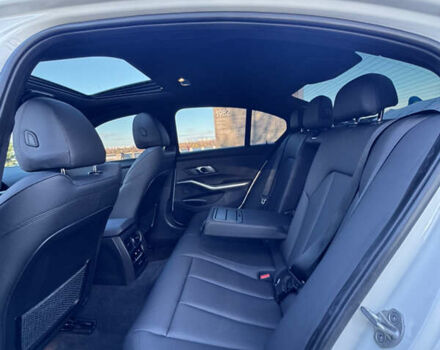 БМВ 3 Серія 2021 у Києві на Automoto.ua Білий БМВ 3 Серія, об'ємом двигуна 0 л та пробігом 23 тис. км за 28888 $, фото 11 на Automoto.ua