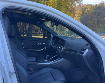 БМВ 3 Серія 2021 у Києві на Automoto.ua Білий БМВ 3 Серія, об'ємом двигуна 0 л та пробігом 23 тис. км за 28888 $, фото 51 на Automoto.ua