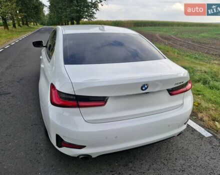 БМВ 3 Серия 2022 в Львове на Automoto.ua Белый БМВ 3 Серия, объемом двигателя 2 л и пробегом 80 тыс. км за 45621 $, фото 4 на Automoto.ua