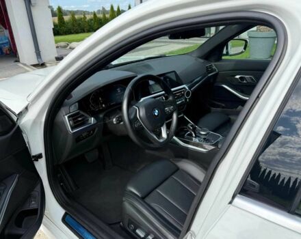 Белый БМВ 3 Серия, объемом двигателя 2 л и пробегом 73 тыс. км за 23000 $, фото 13 на Automoto.ua