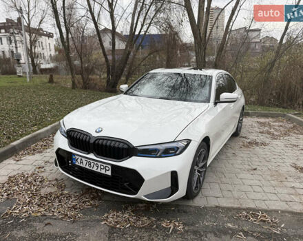 Белый БМВ 3 Серия, объемом двигателя 2 л и пробегом 122 тыс. км за 28000 $, фото 1 на Automoto.ua