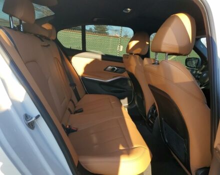 Белый БМВ 3 Серия, объемом двигателя 2 л и пробегом 40 тыс. км за 35500 $, фото 9 на Automoto.ua