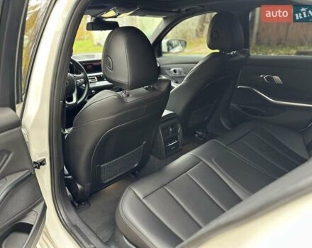 Белый БМВ 3 Серия, объемом двигателя 2 л и пробегом 112 тыс. км за 26900 $, фото 7 на Automoto.ua