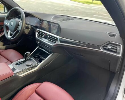 Белый БМВ 3 Серия, объемом двигателя 2 л и пробегом 30 тыс. км за 15000 $, фото 11 на Automoto.ua