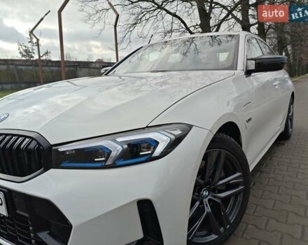 Белый БМВ 3 Серия, объемом двигателя 2 л и пробегом 95 тыс. км за 32500 $, фото 24 на Automoto.ua