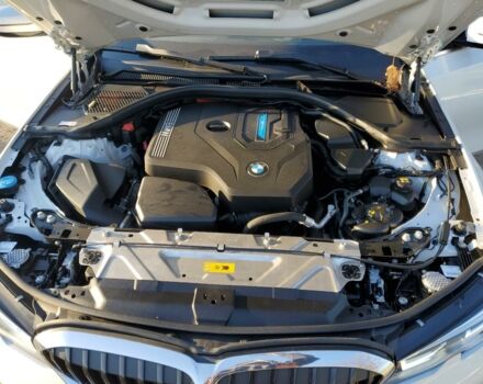 Белый БМВ 3 Серия, объемом двигателя 2 л и пробегом 40 тыс. км за 35500 $, фото 10 на Automoto.ua